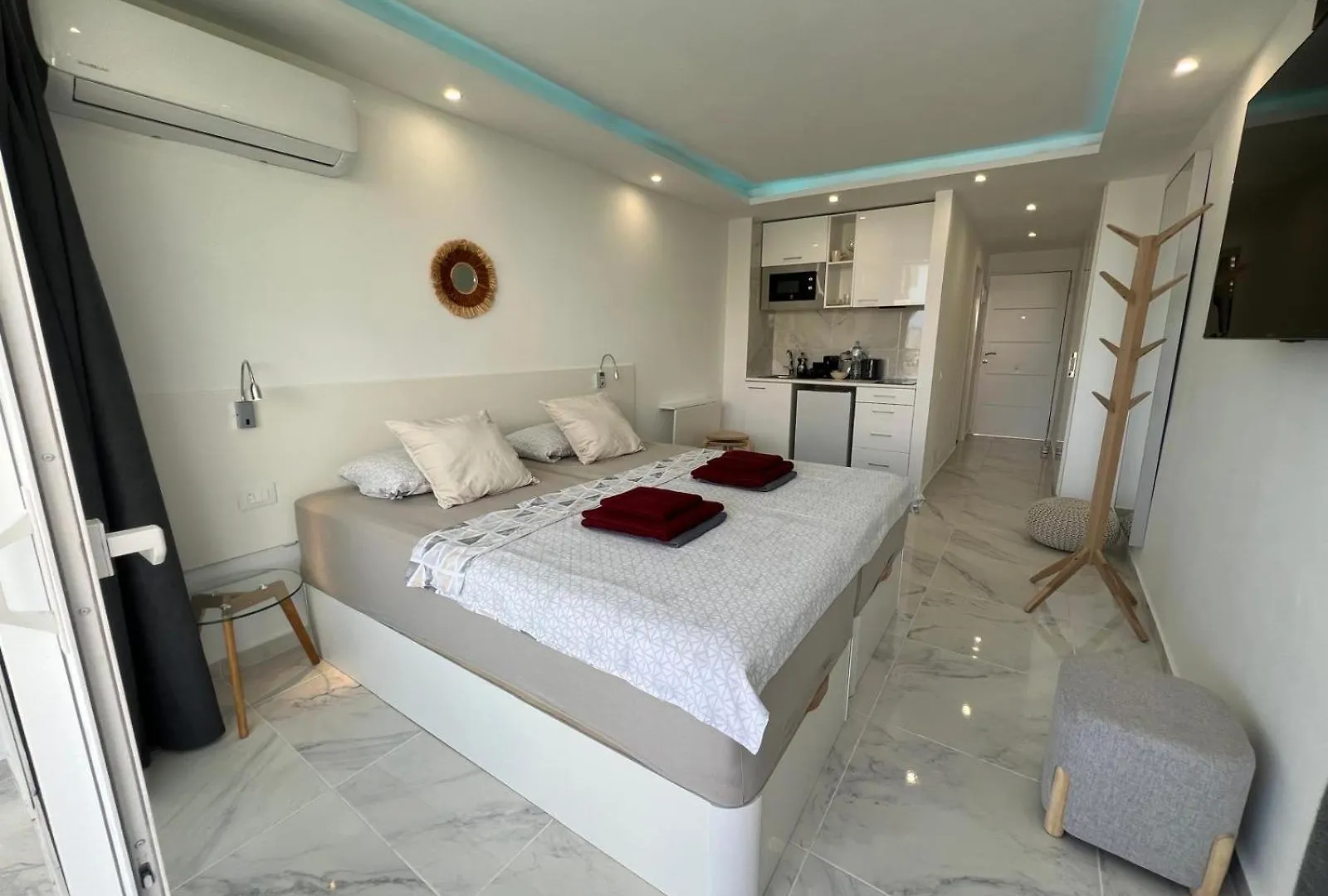 Tenerife Sea View Sun Beach Apartment 222 Playa Feñabe Spagna